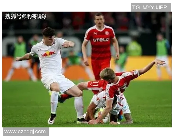 踢球者迎战杜塞尔多夫全力争胜展现球队实力与斗志